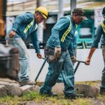 Een team van professionals die samenwerkt aan employer branding en recruitment marketing strategieën.